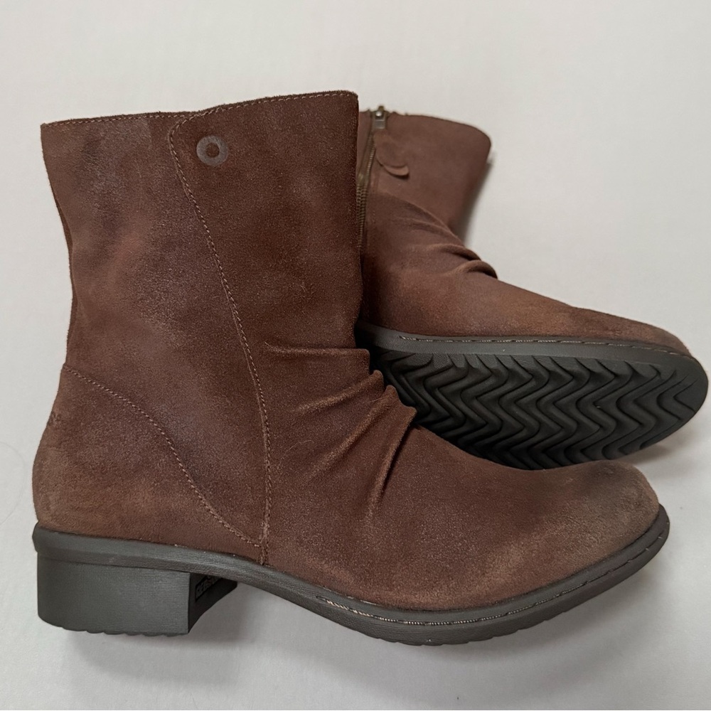NWOT! BOGS Auburn mid waterproof leather suede boots booties, women’s 7.5. - Picture 1 of 8